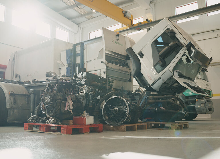 natalie-parham-9Qccv5rZtRM-unsplash 30